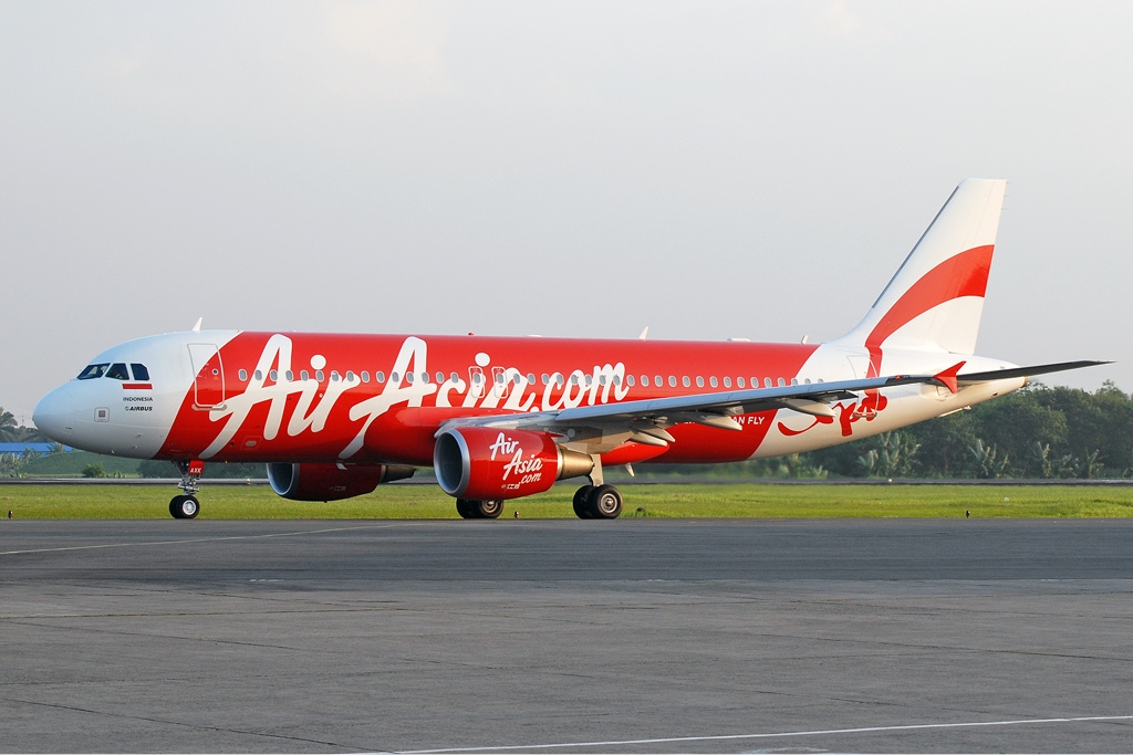 AirAsia ต่างกับ AirAsiaX อย่างไร...แล้วบินไปเที่ยวไหนได้บ้าง